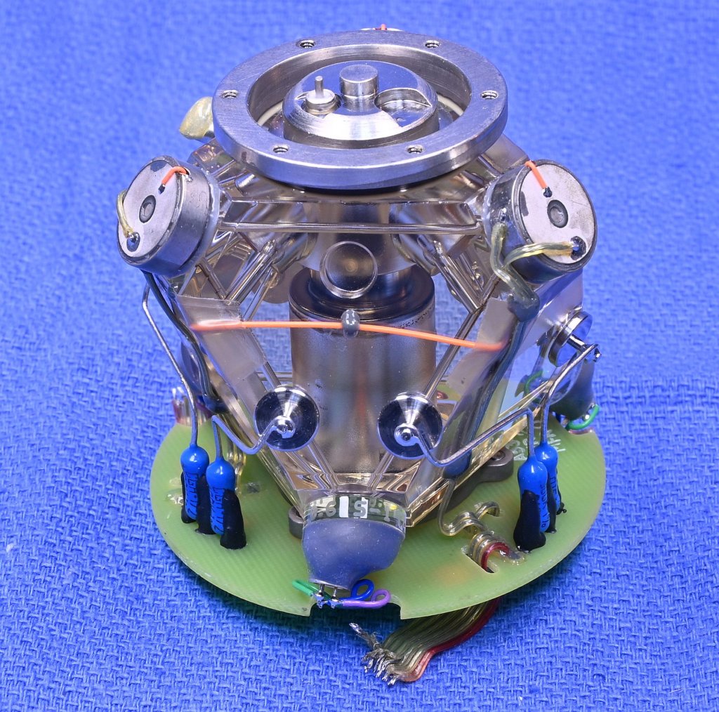 kearfottk600a37401_isap_rlg_block_removed_side1.jpg
