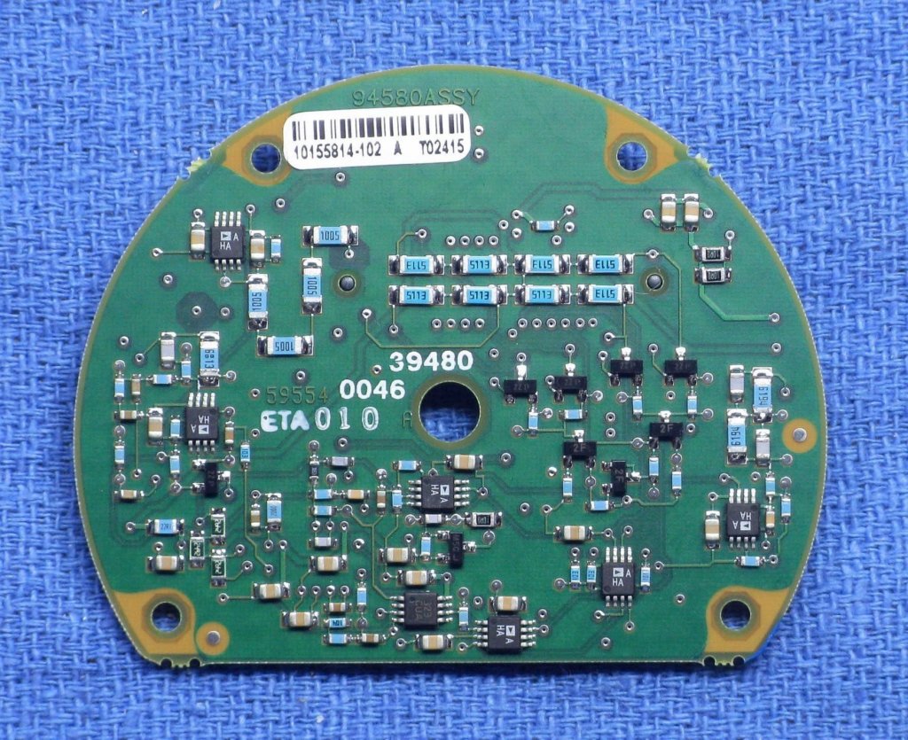 gg1320anpcb2_bottom_closeup1.jpg