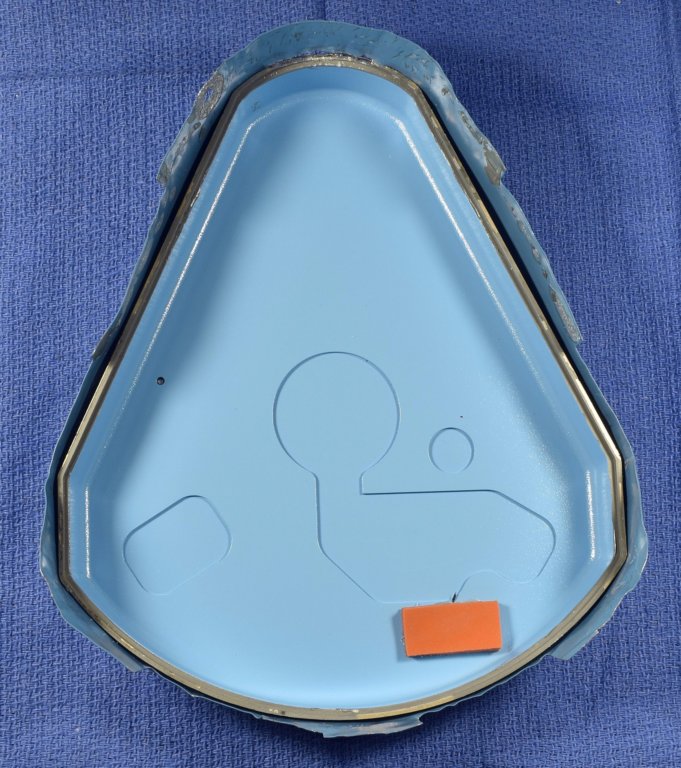 gg13422011_top_cover_interior1.jpg