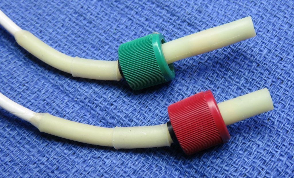 gg1342hv_cables2.jpg