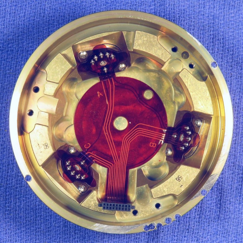 hg1700ag59imu_bottom_interior_straight_in1.jpg