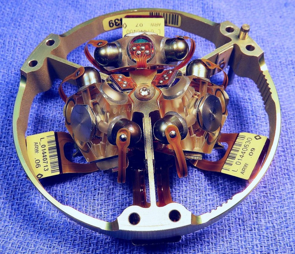 hg1700ag59imu_triple_gg1308_rlg_assembly_bottom2.jpg