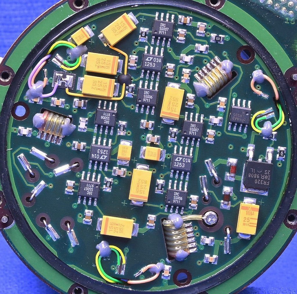 kearfottk600a37401_isap_rlg_pcb_top_close2.jpg
