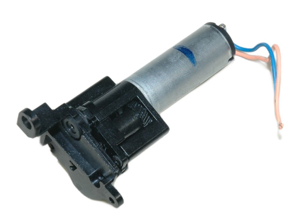 d70motor_gears_bottom.jpg